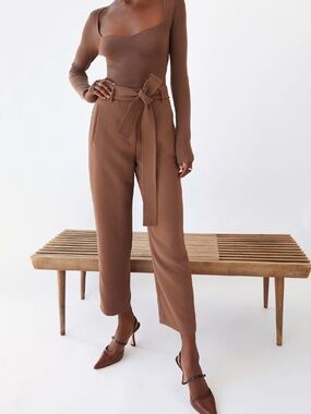 ARITZIA TIE FRONT PANTS- SIZE 4